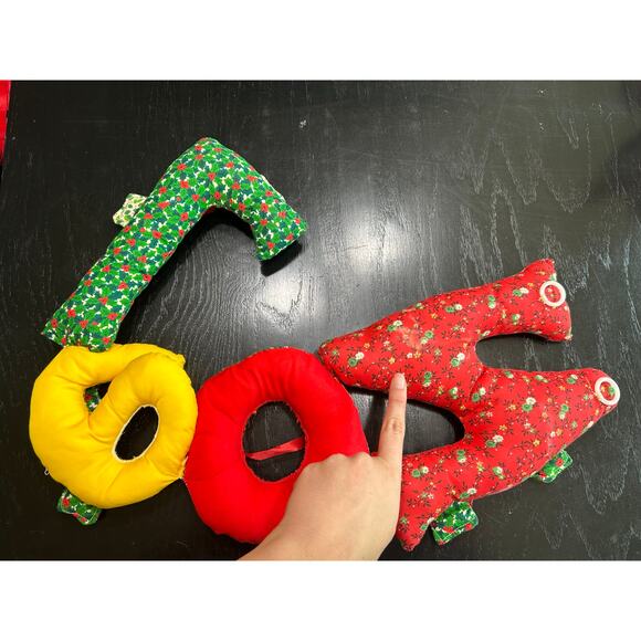 3D quilted pillow letters- NOEL- Christmas cottage core- hanging sign- holly - Picture 3 of 5